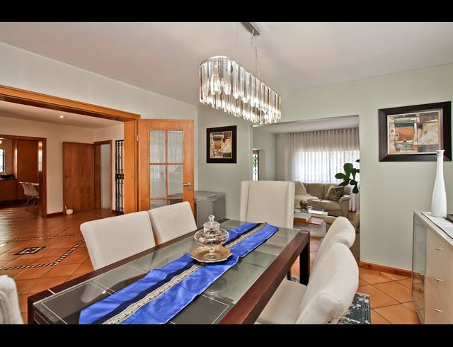 4 BEDROOM HOUSE FOR SALE IN KENSINGTON
